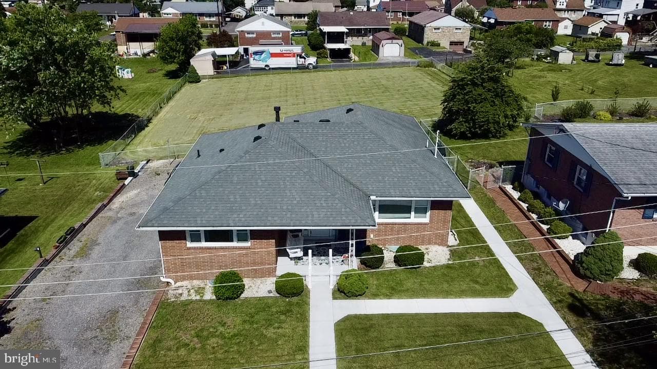 27 Moran Avenue photo 23
