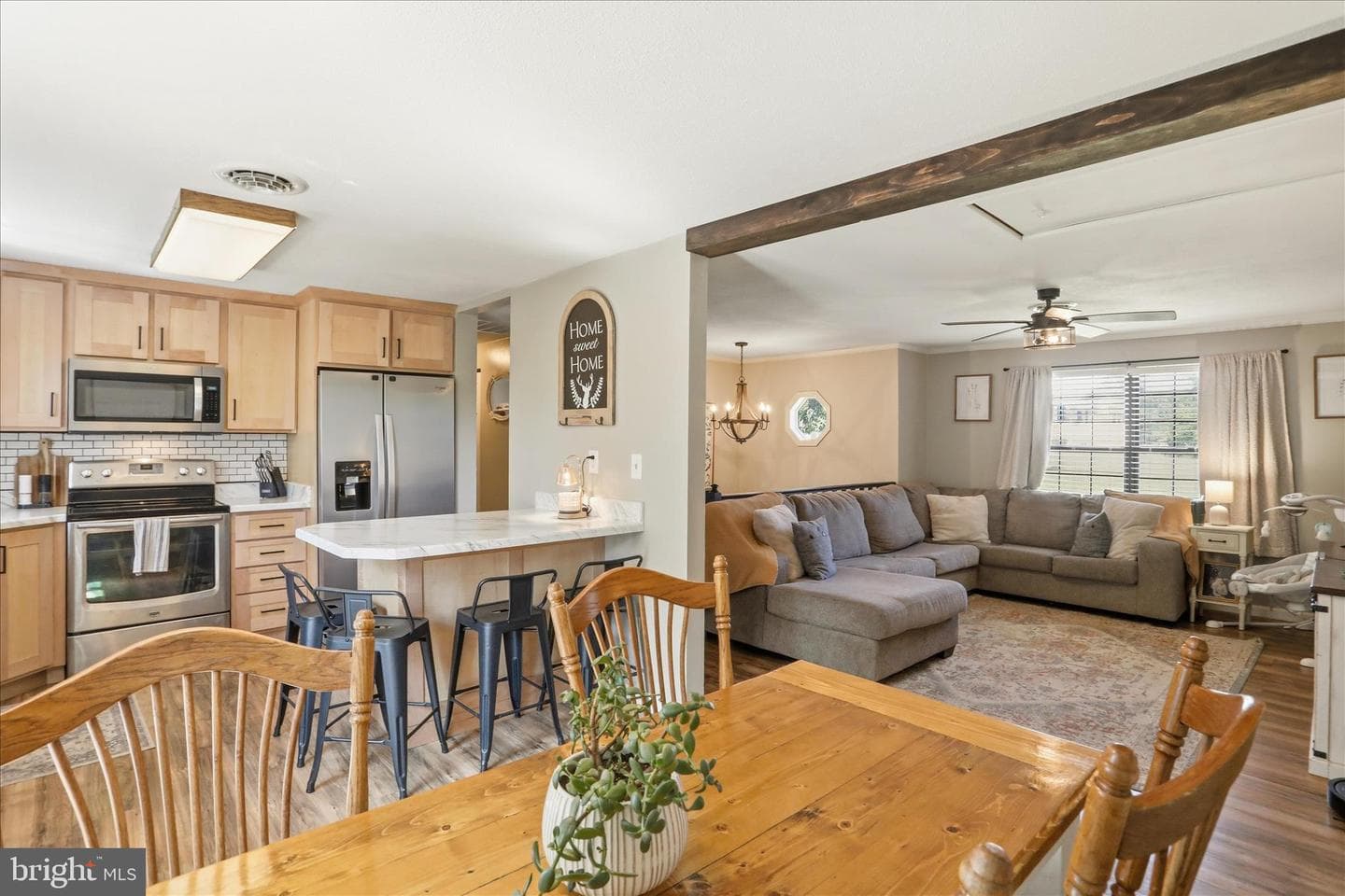 10110 Hillcrest Drive photo 13