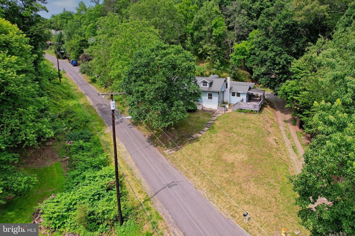 302 Wills Creek Avenue photo 3