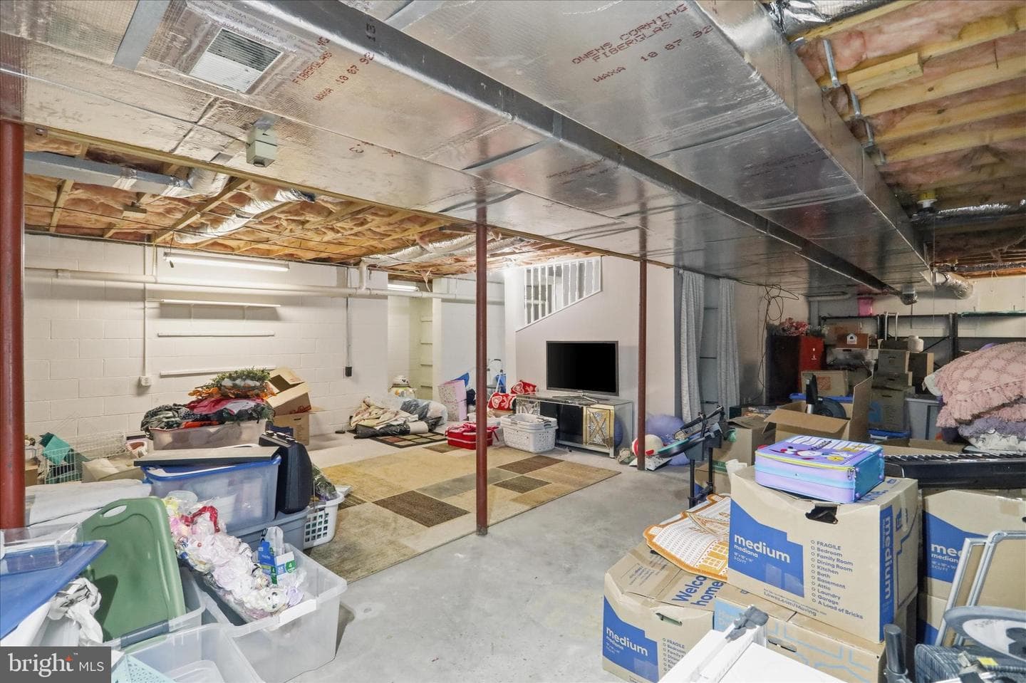325 Francis Court photo 44