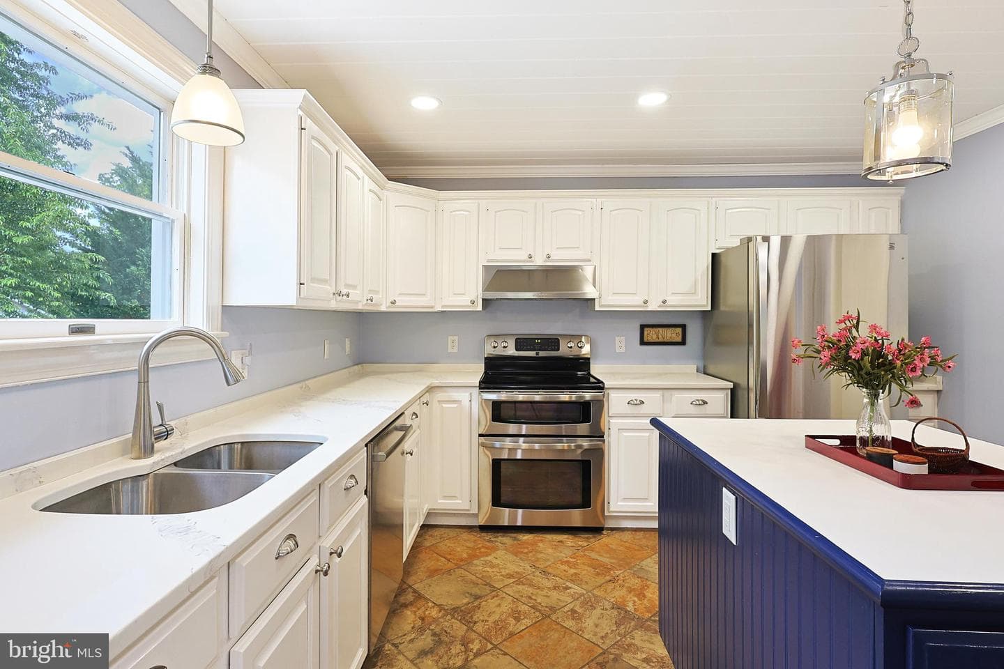 15206 Bourbon Street SW photo 3