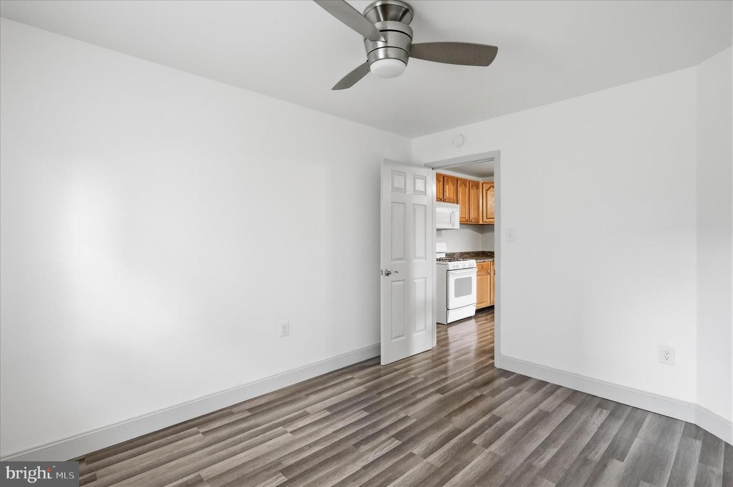 416 Race Street photo 11