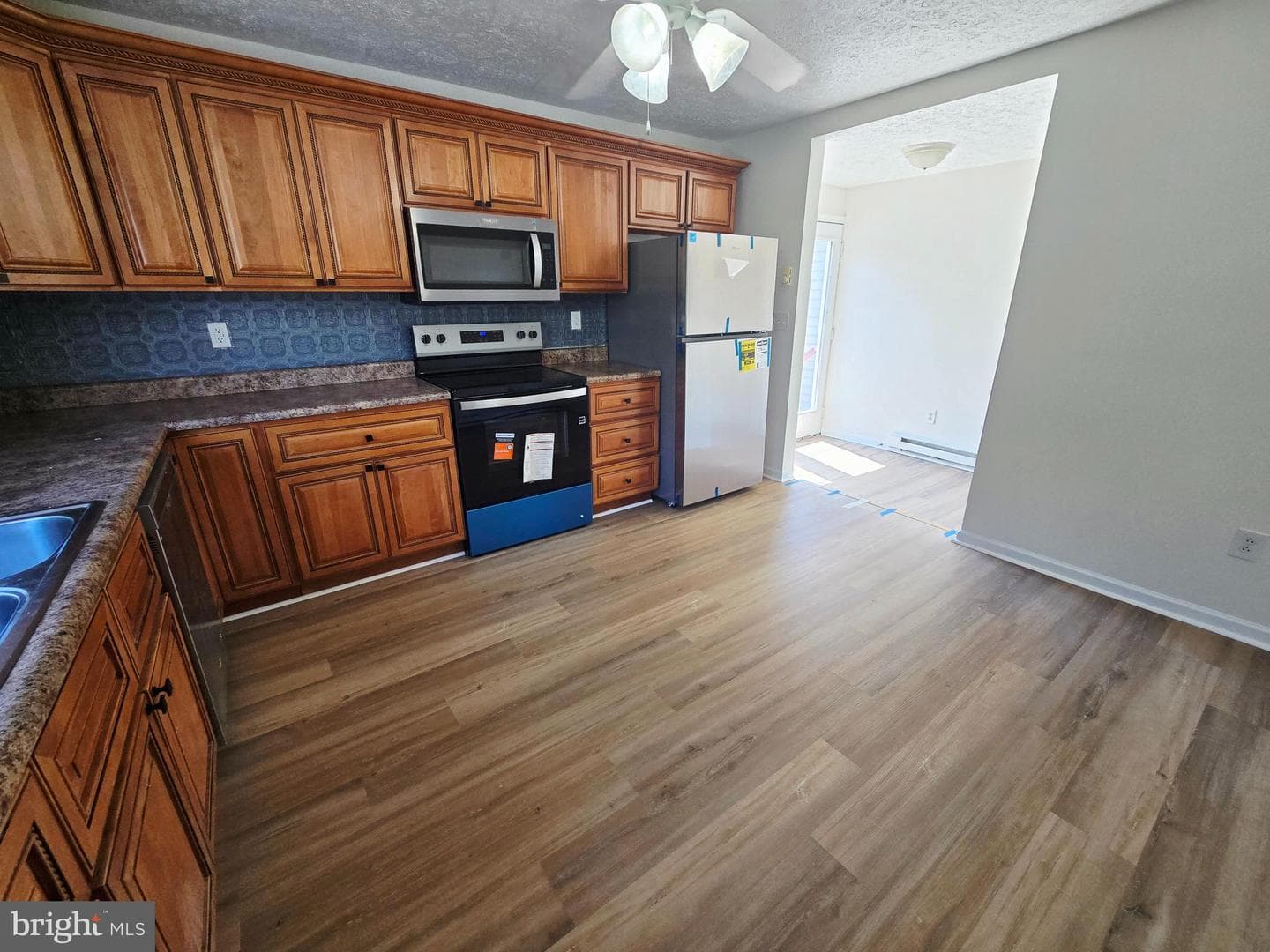 229 Carroll St photo 9