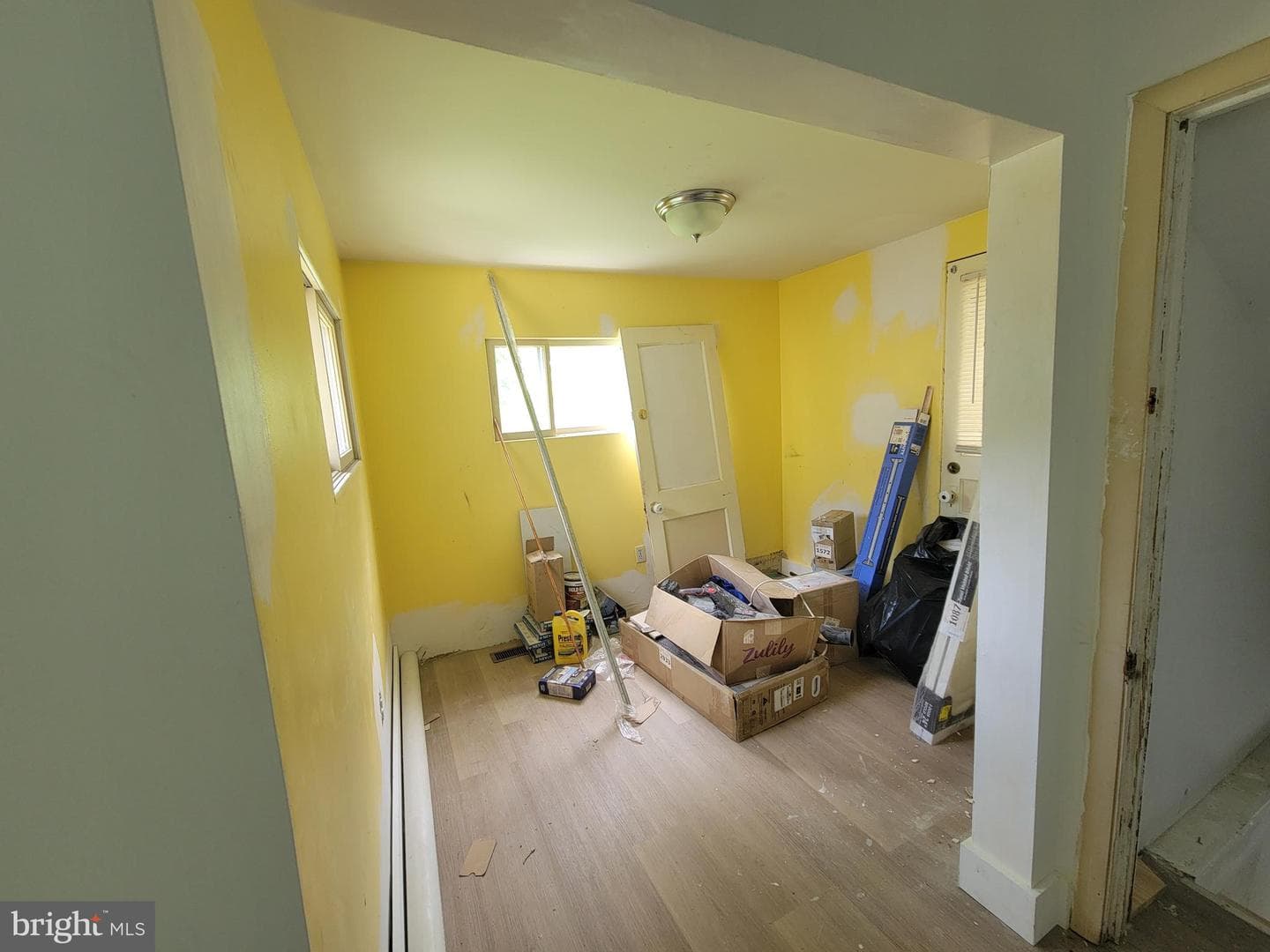 11907 Iris Avenue photo 3