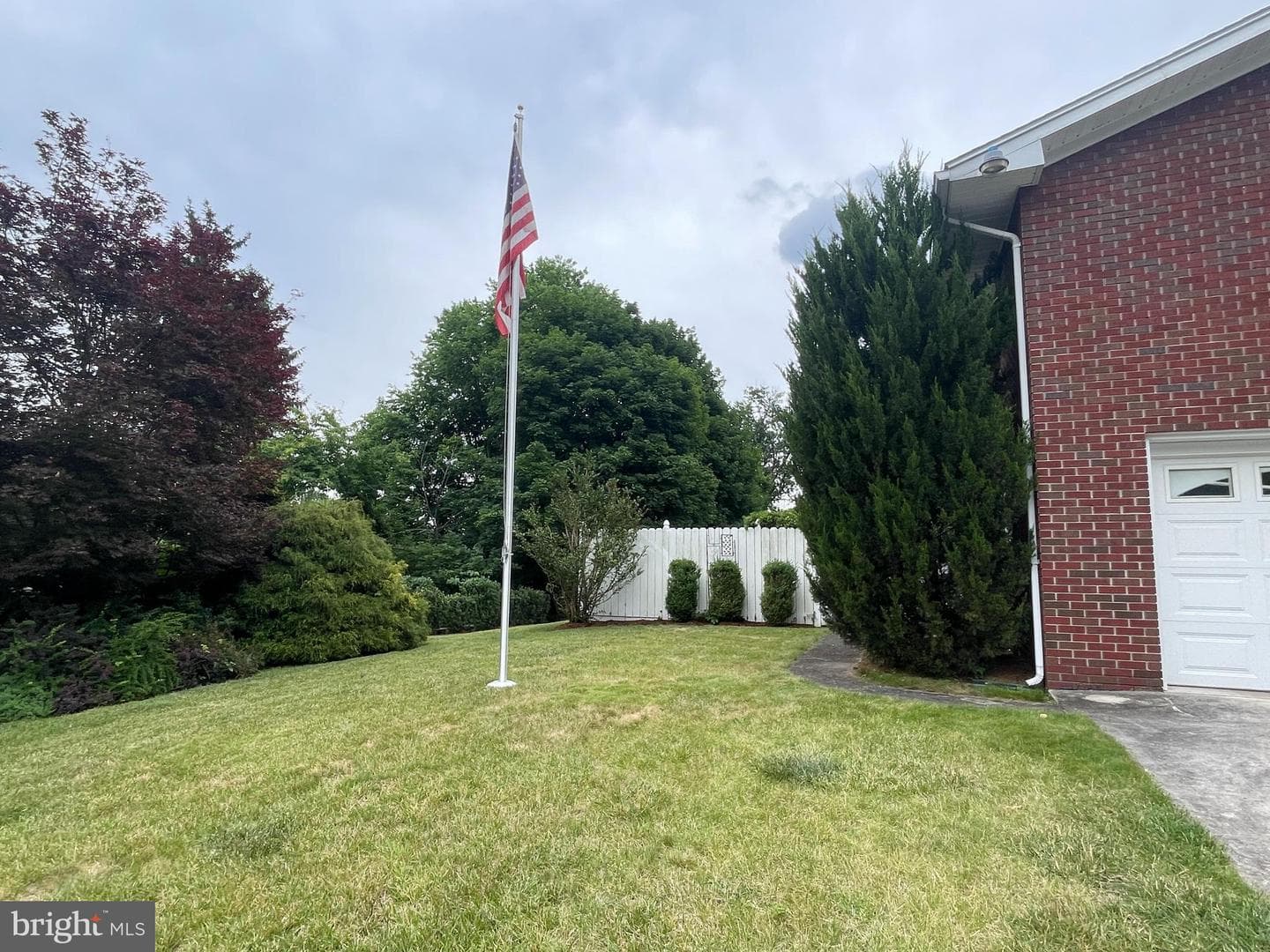 119 Wilmont Avenue photo 31