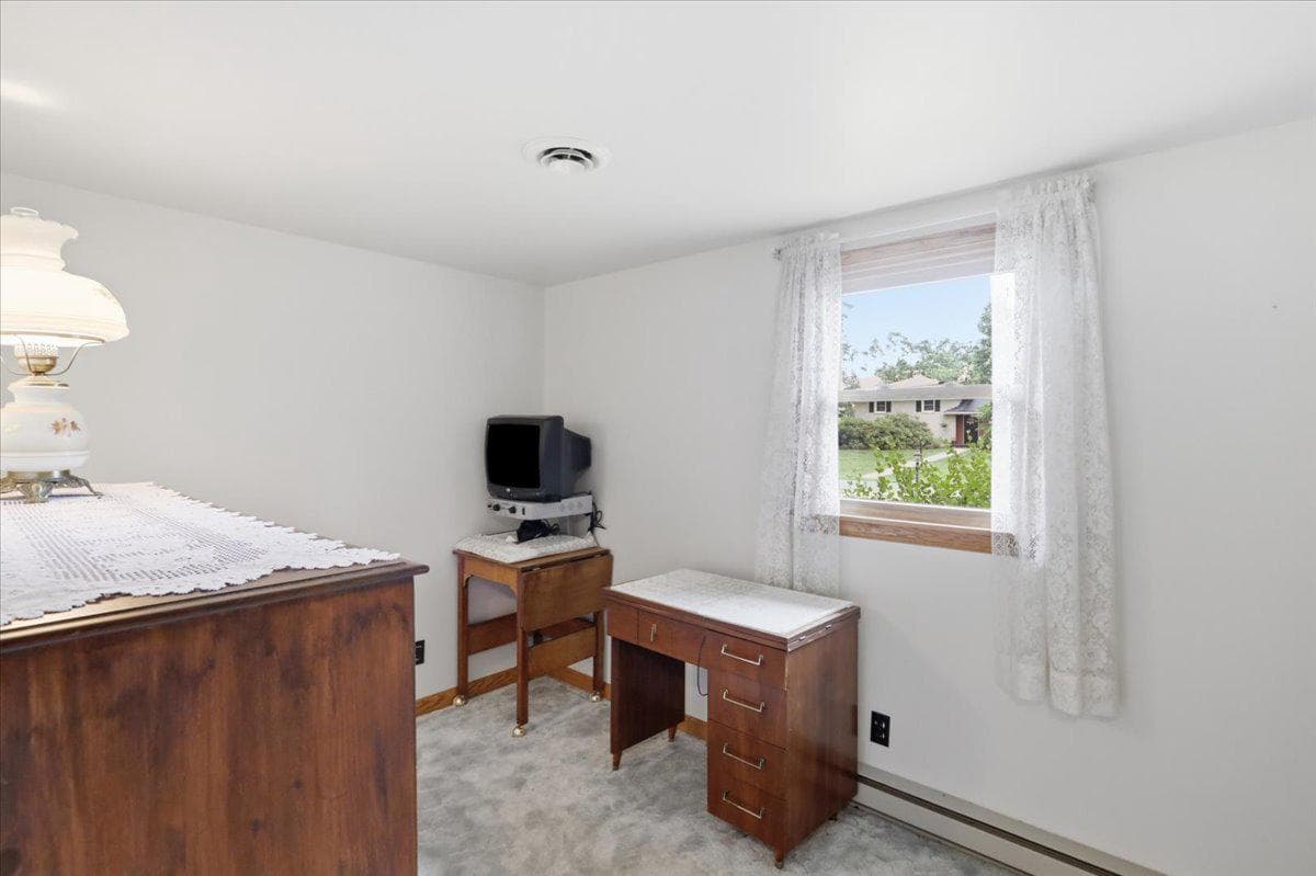 14105 Royal Oak Drive SW photo 18