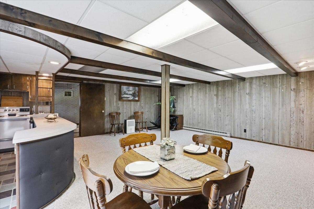 14105 Royal Oak Drive SW photo 30