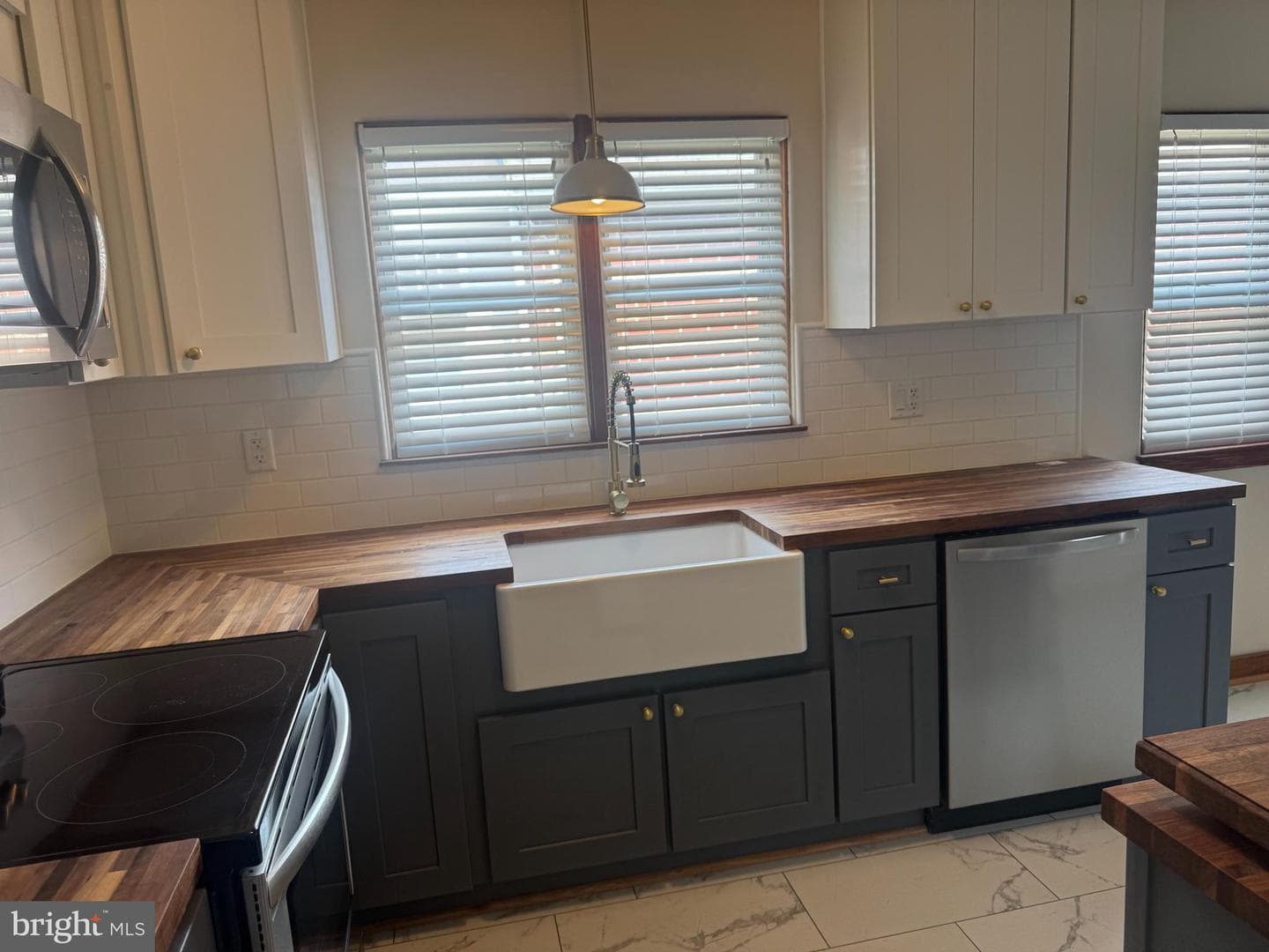 1014 Kent Avenue photo 10
