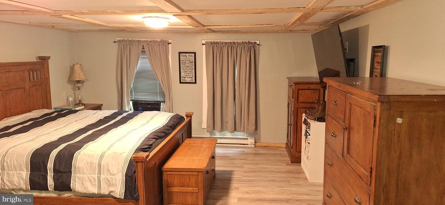 640 Baker Street photo 26