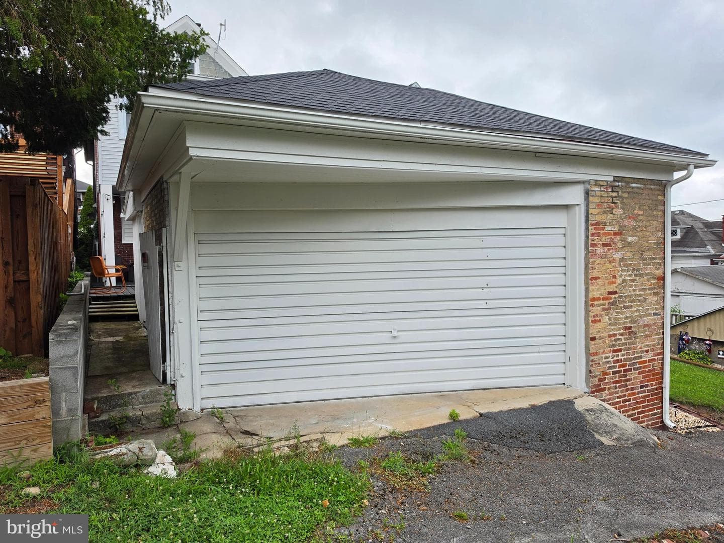 212 Schley Street photo 42