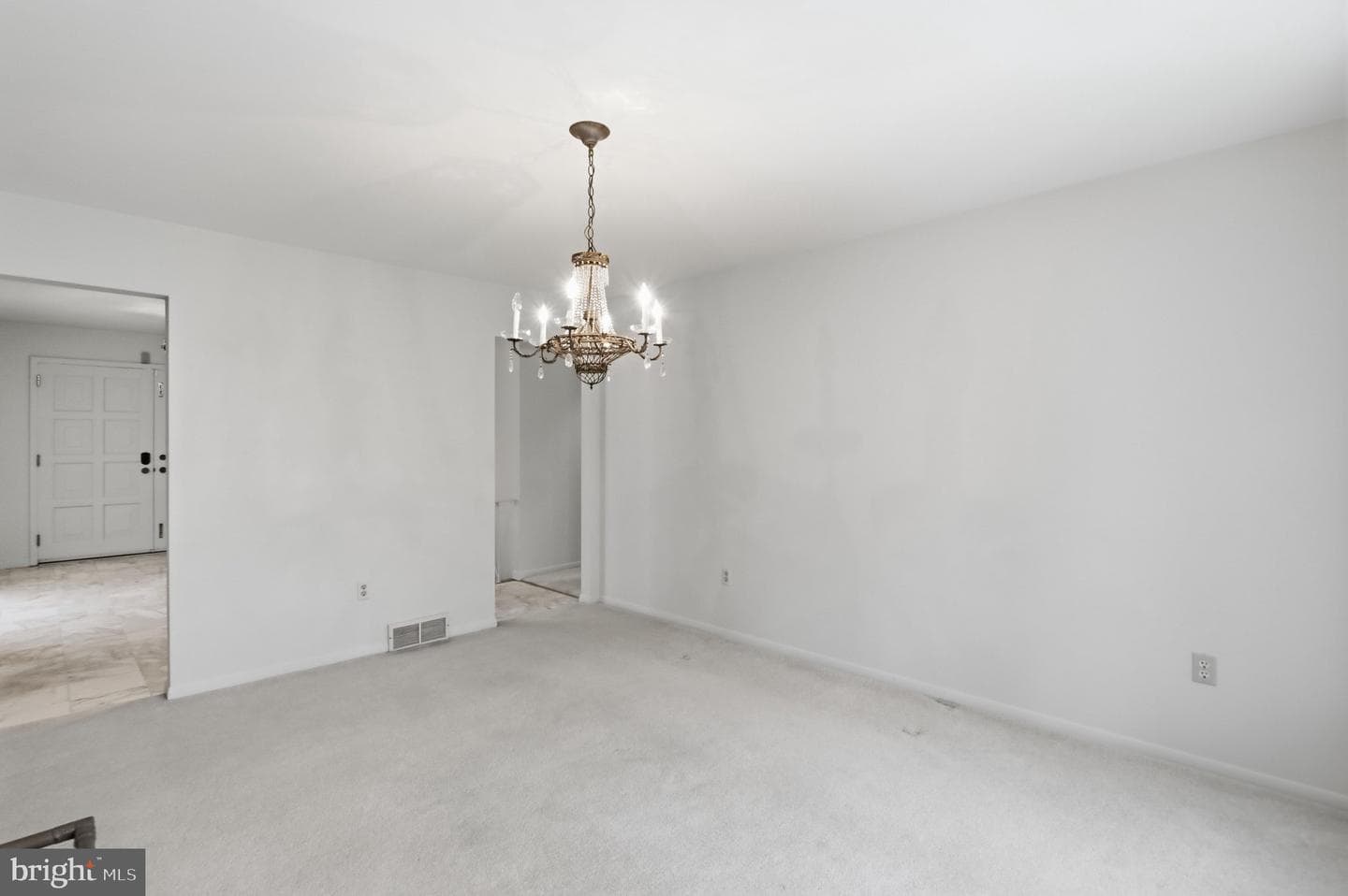 935 Dingle Park Drive photo 12