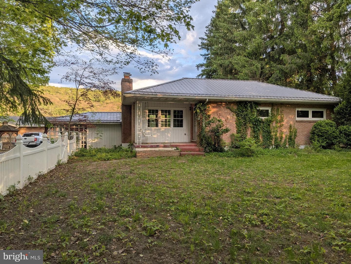 10120 Cash Valley Road SW photo 3