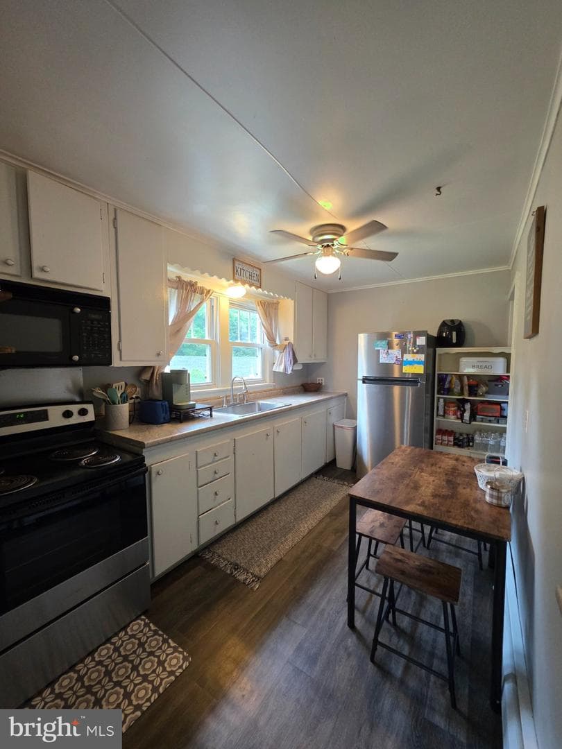 130 Mullen Street photo 6