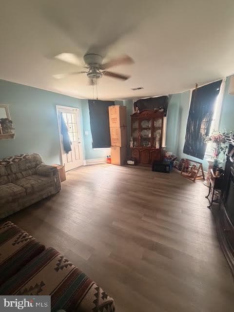 319 Grand Avenue photo 19
