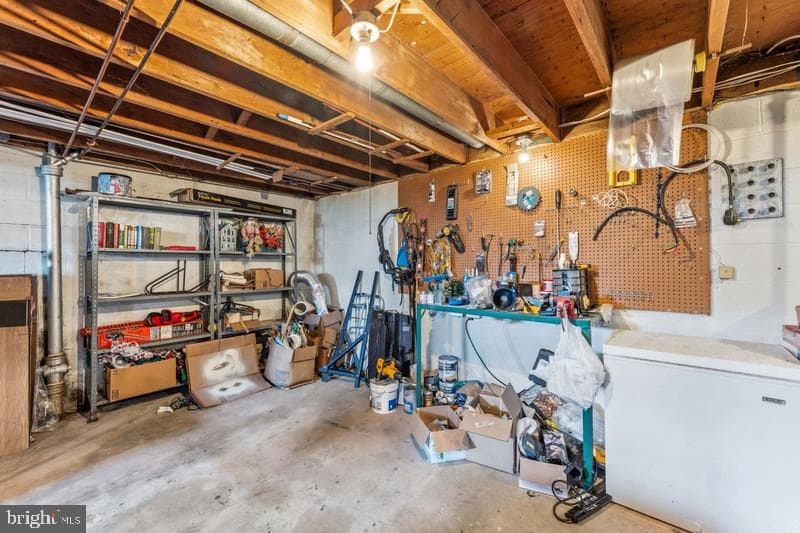 710 Lafayette Avenue photo 14