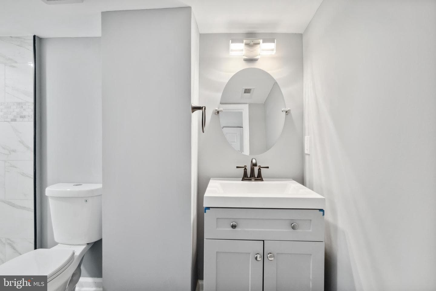 426 S Smallwood Street photo 14
