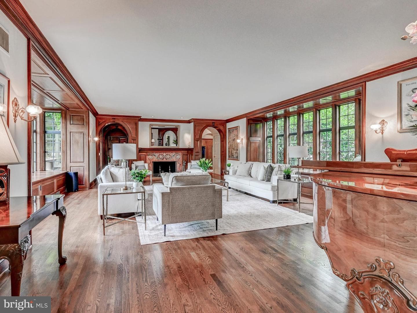 102 Cotswold Road photo 15
