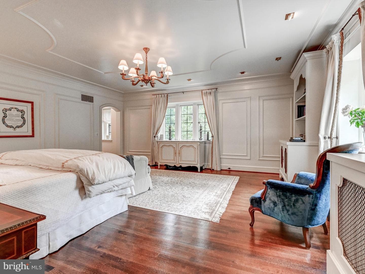 102 Cotswold Road photo 41