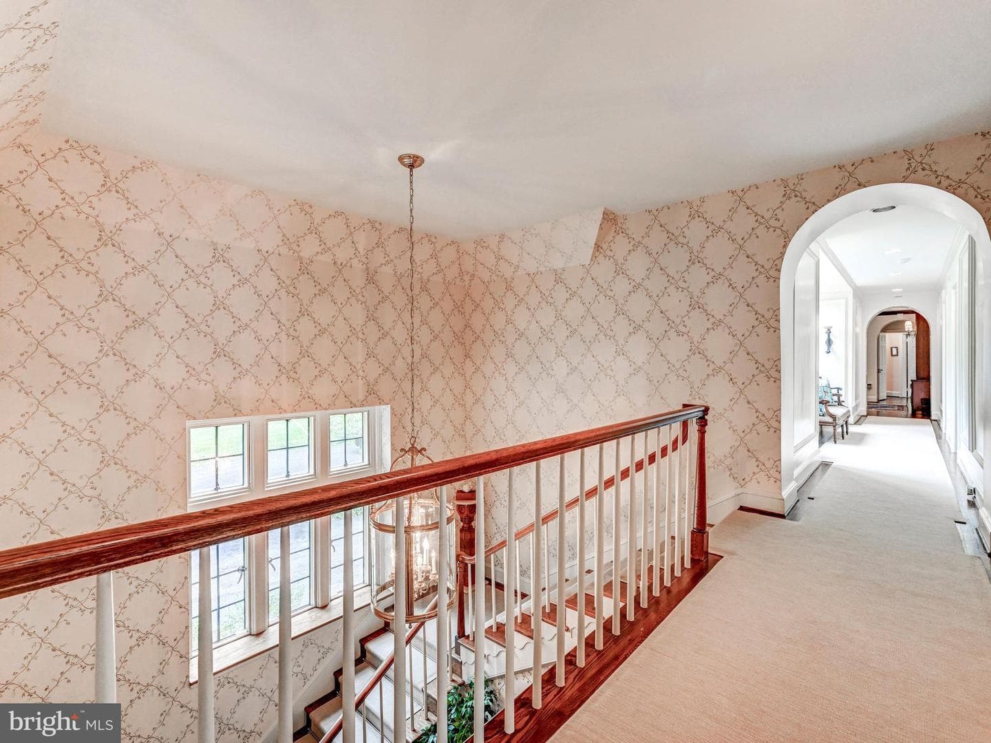 102 Cotswold Road photo 50