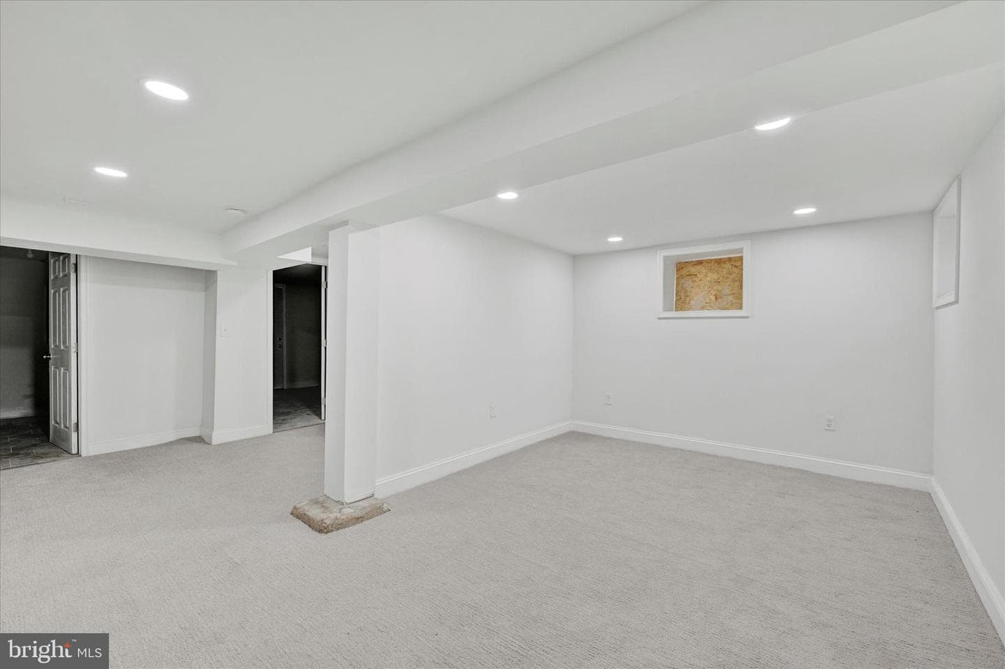 2400 W Lafayette Avenue photo 24