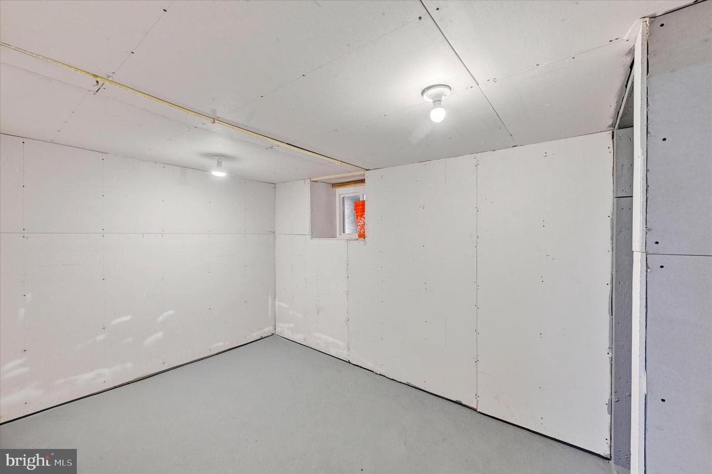 2400 W Lafayette Avenue photo 28