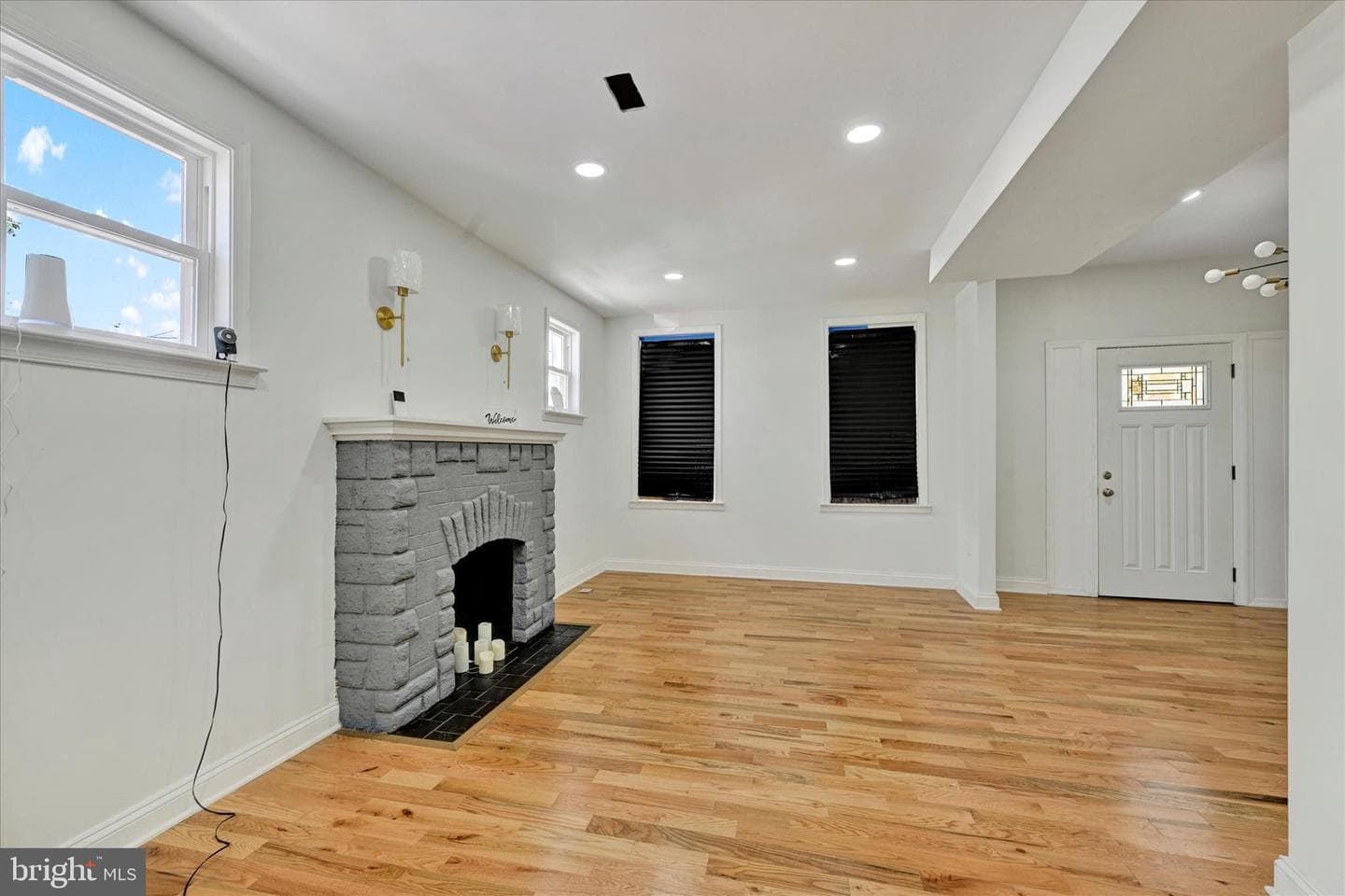 2400 W Lafayette Avenue photo 8