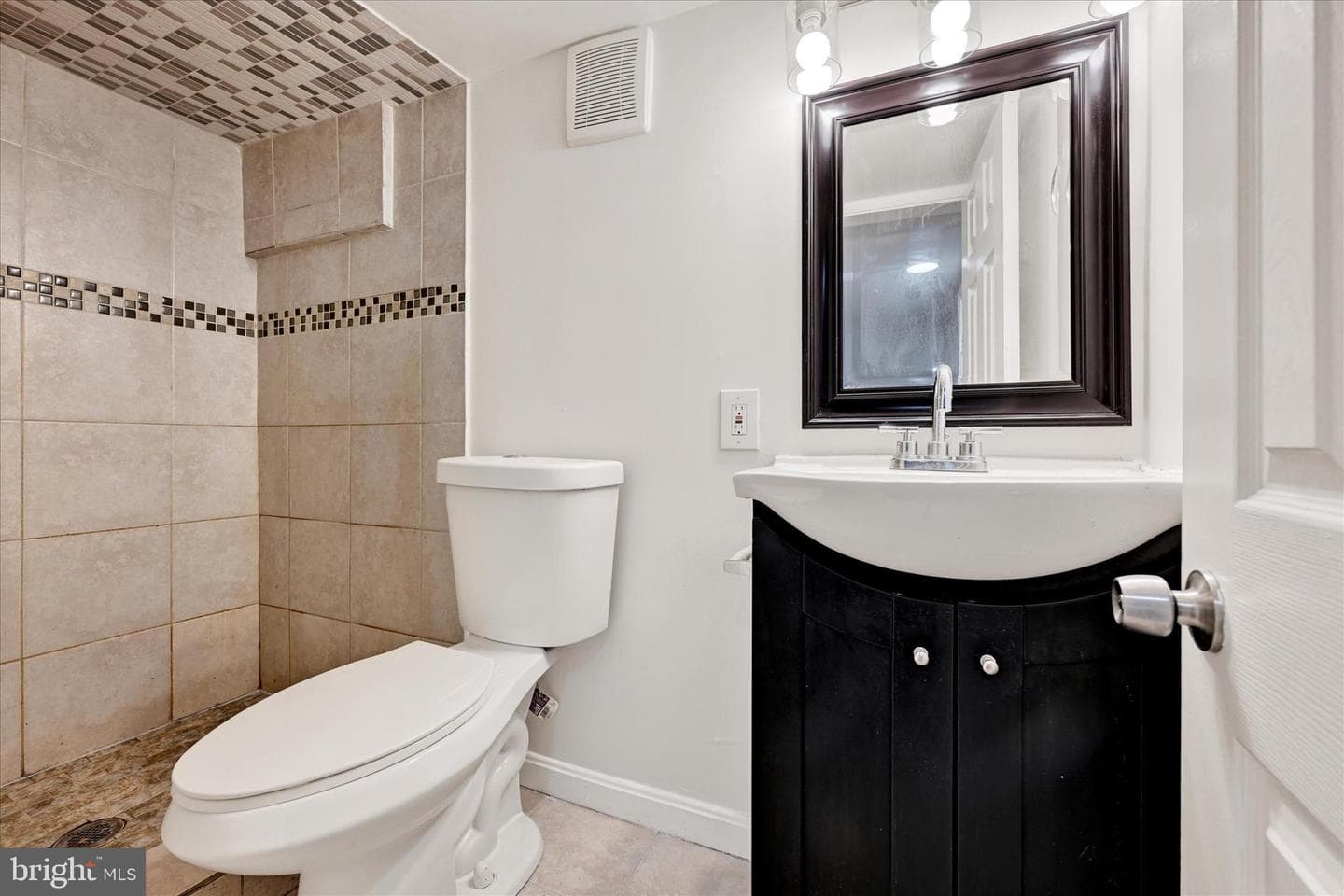 4601 Hampnett Avenue photo 25