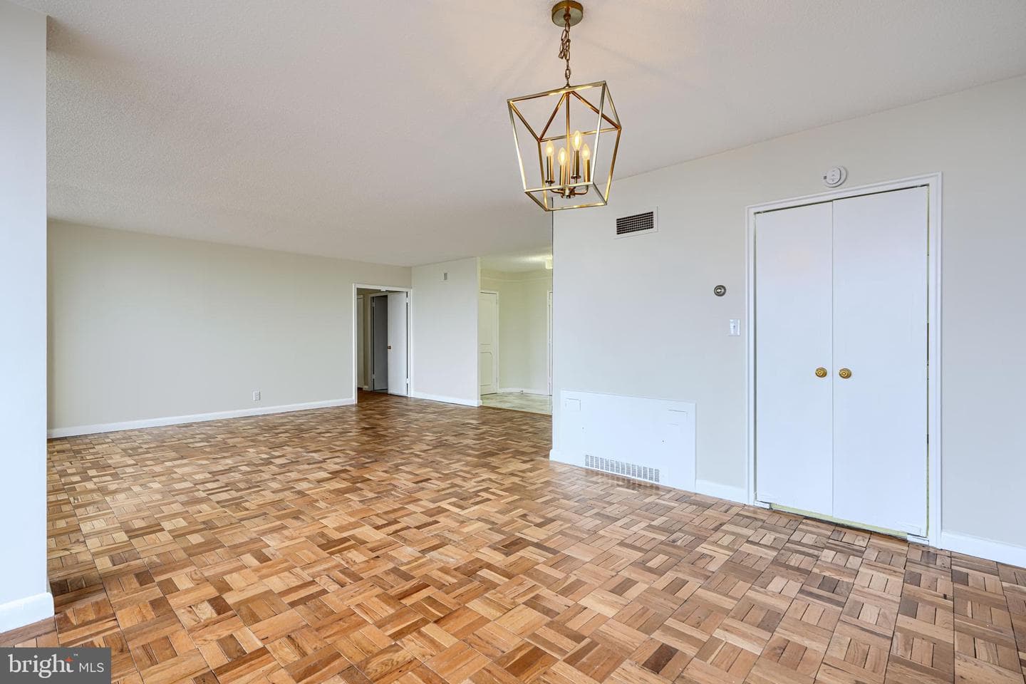 7111 Park Heights Avenue #709 photo 13