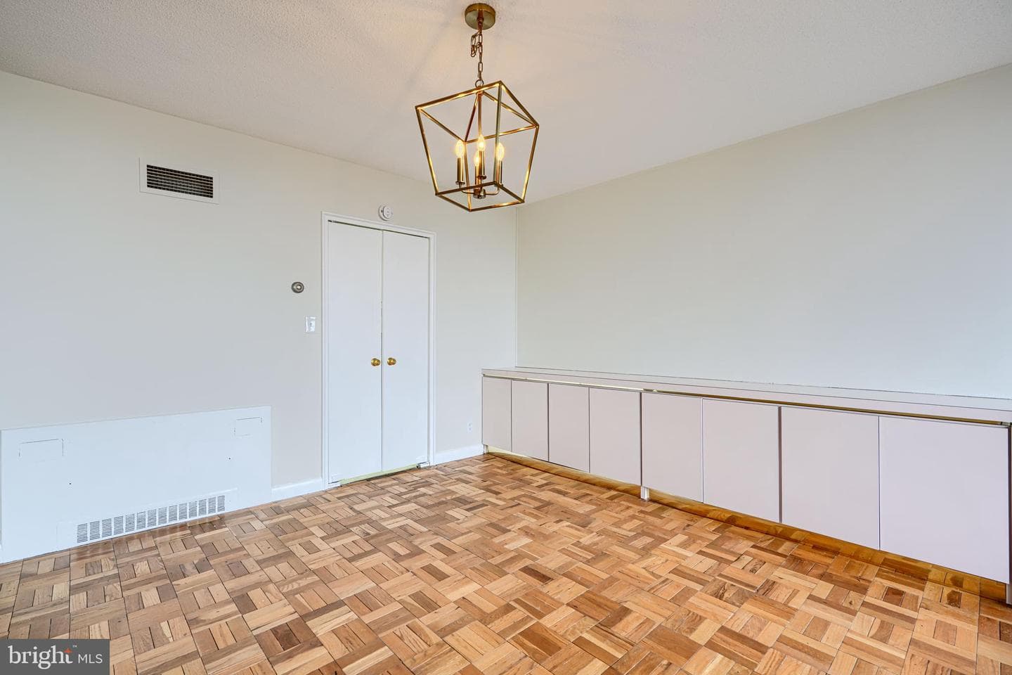 7111 Park Heights Avenue #709 photo 14