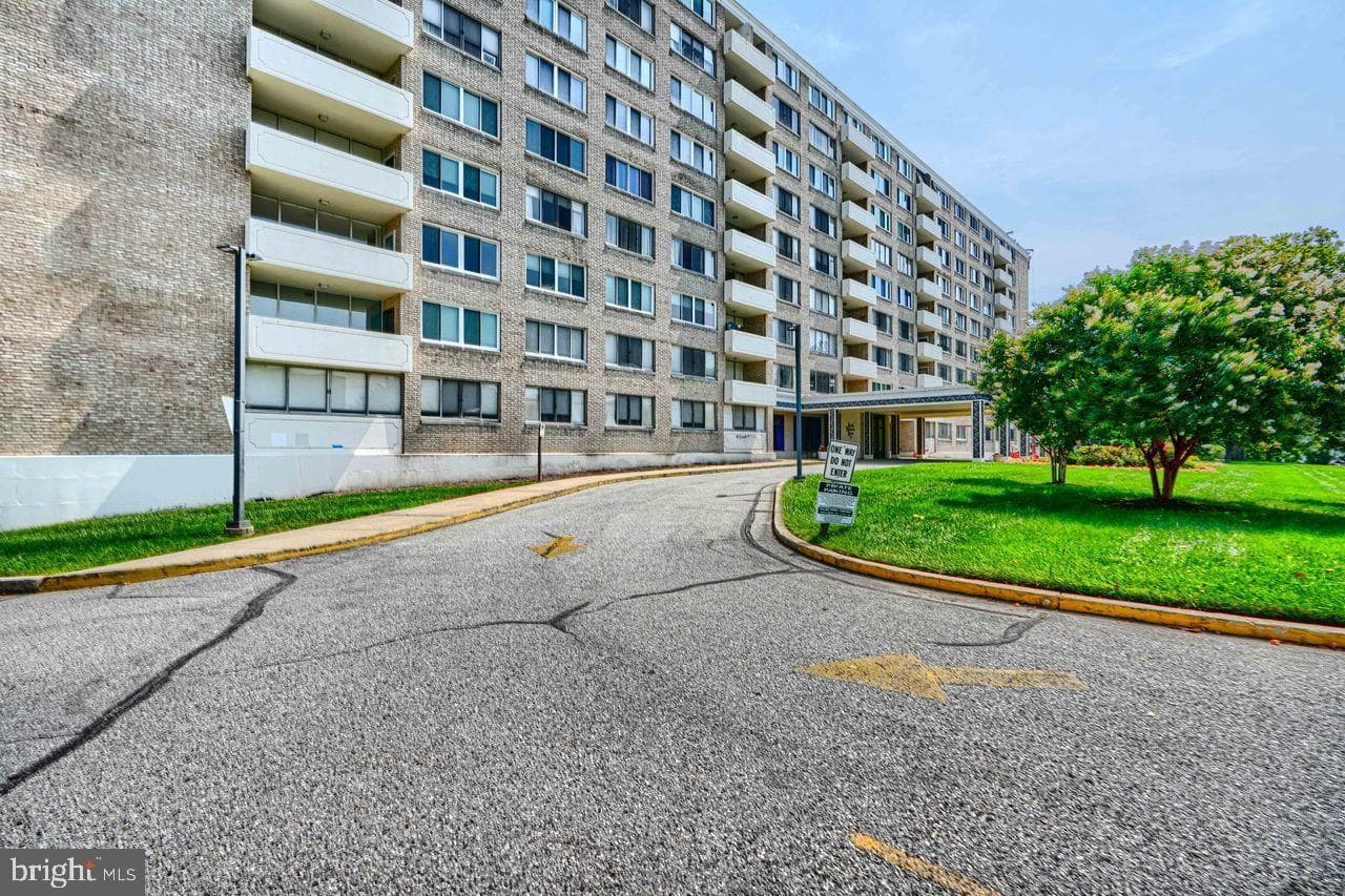 7111 Park Heights Avenue #709 photo 2