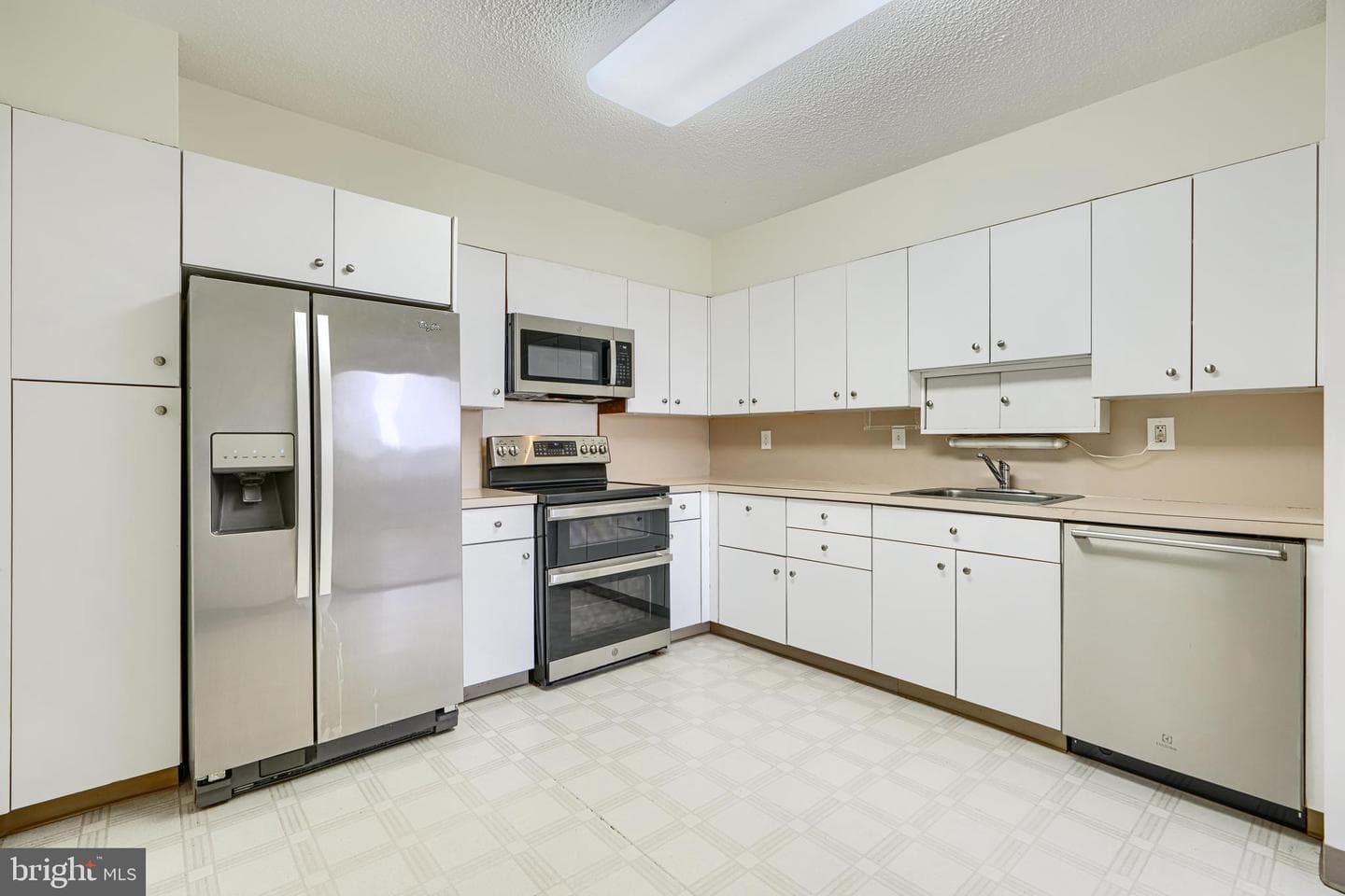 7111 Park Heights Avenue #709 photo 6