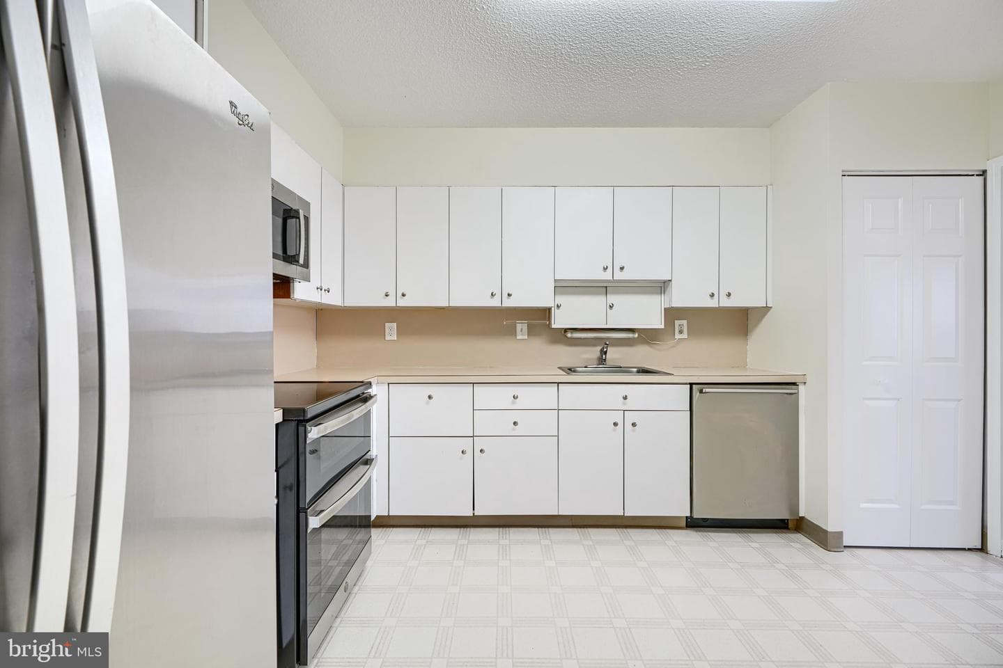 7111 Park Heights Avenue #709 photo 8