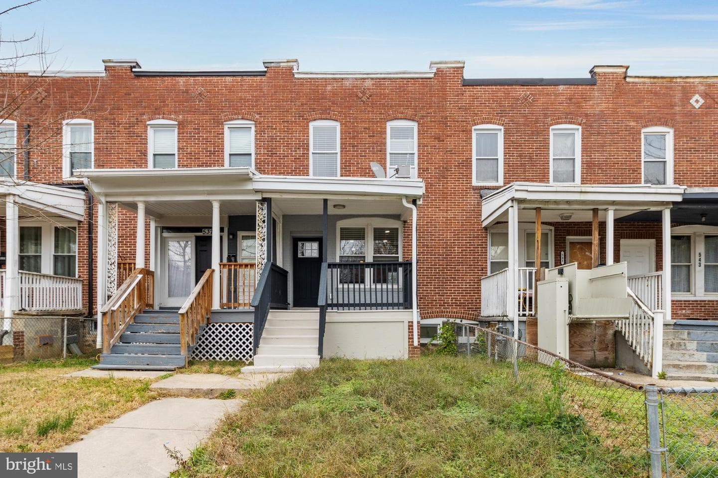 539 S Longwood Street photo 2