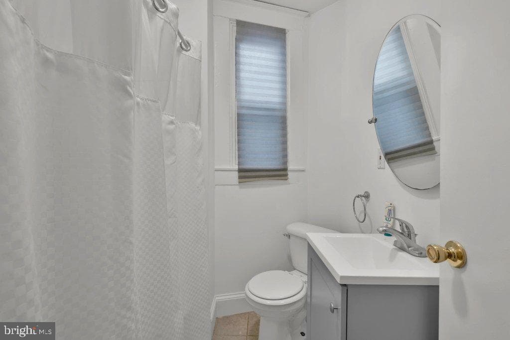 1225 S Hanover Street photo 15