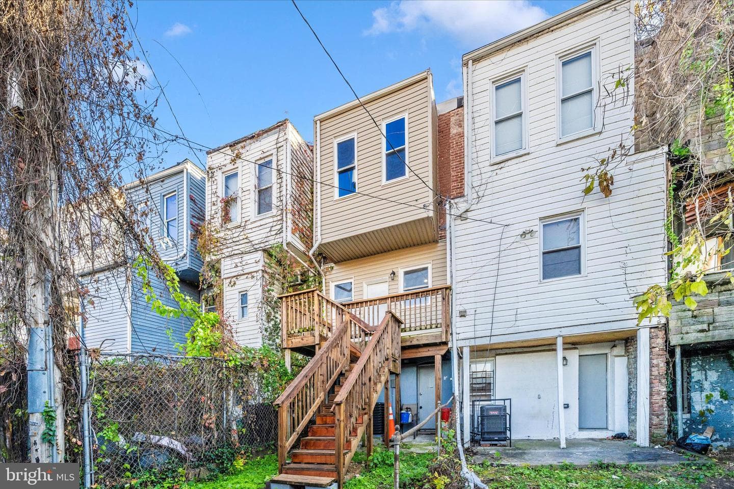 2224 W Fayette Street photo 19
