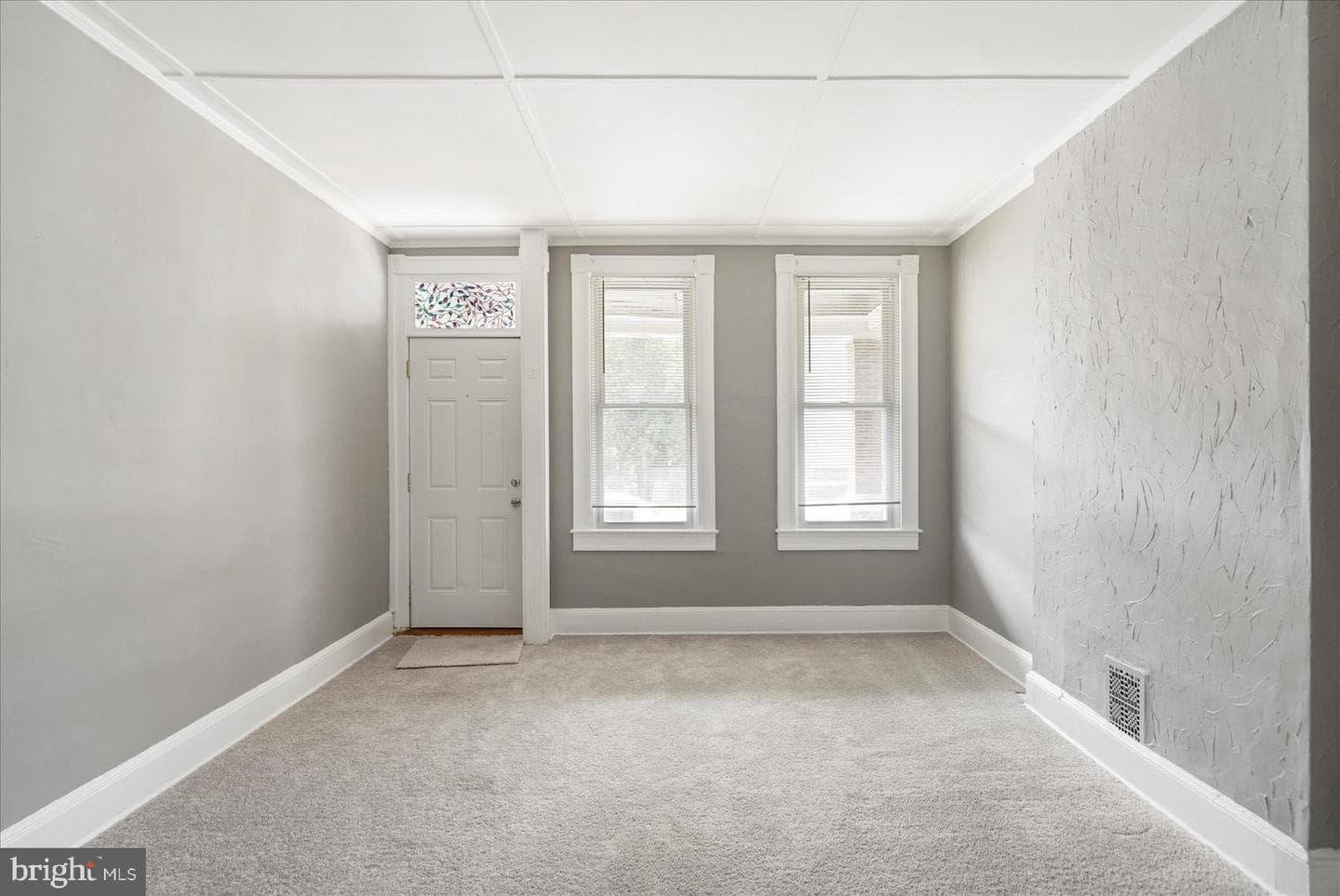 2946 Arunah Avenue photo 4