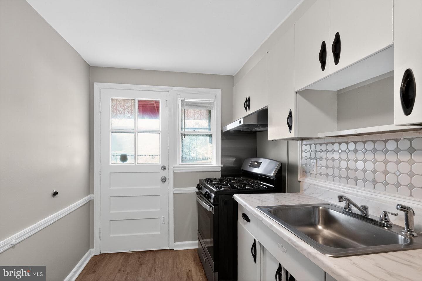 3658 Greenvale Road photo 11