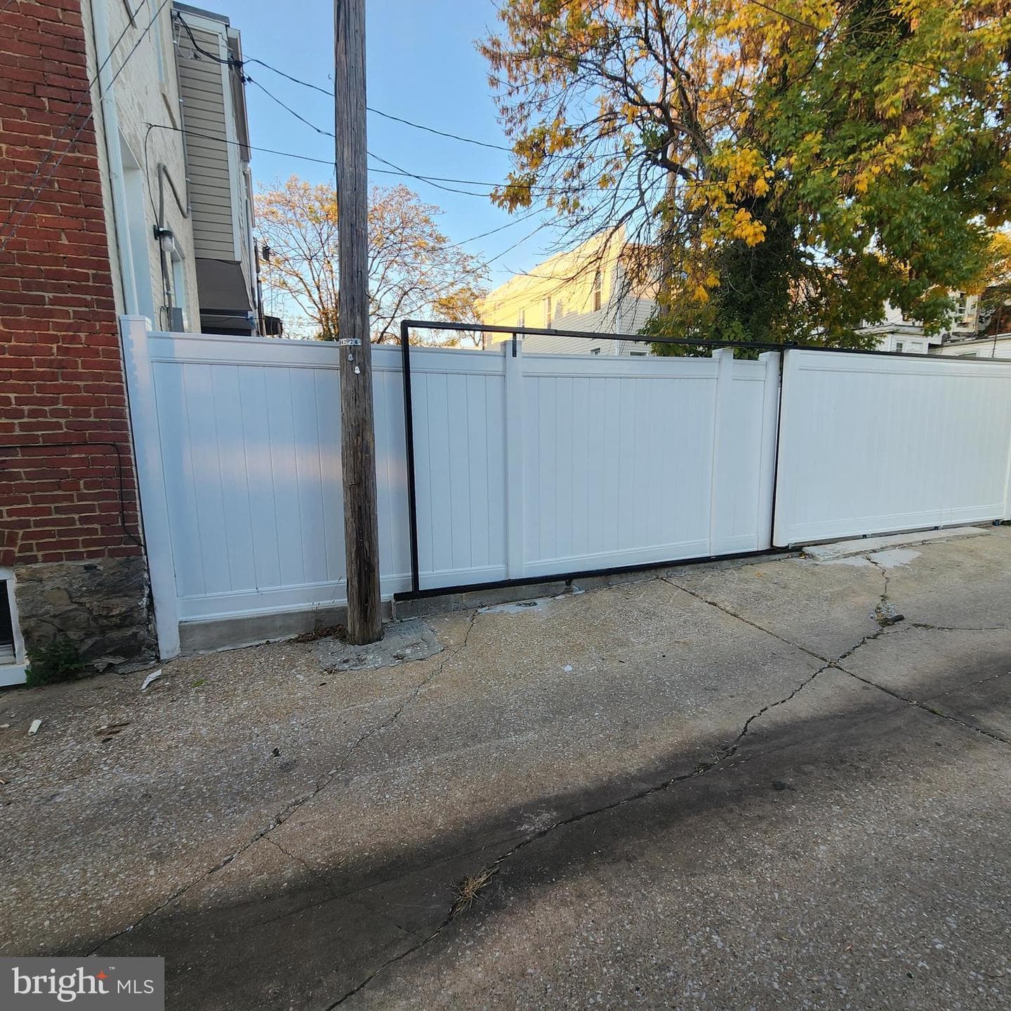 2751 Fenwick Avenue photo 20
