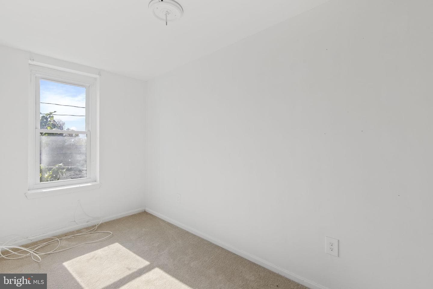 2259 W Baltimore Street W photo 11