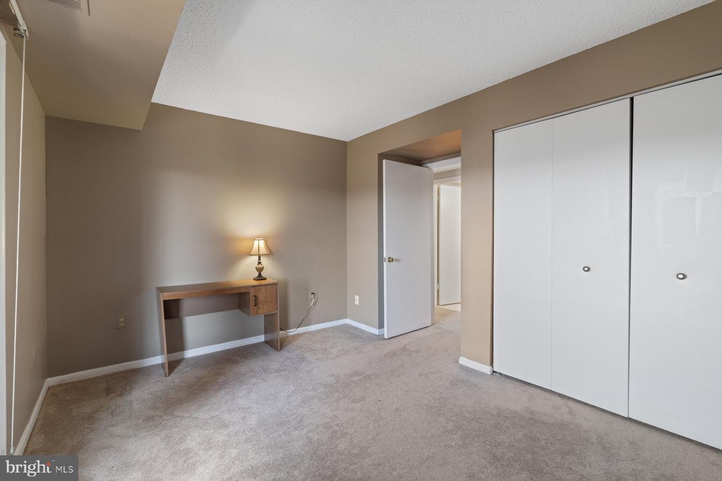 1040 Deer Ridge Dr # 402 photo 20