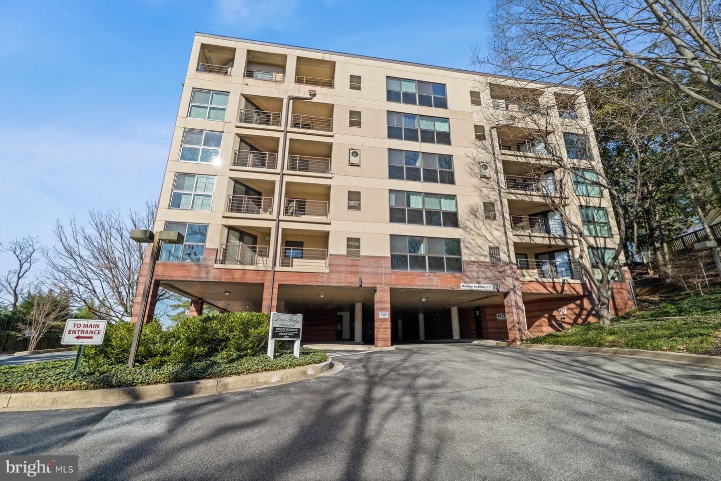 1040 Deer Ridge Dr # 402 photo 32