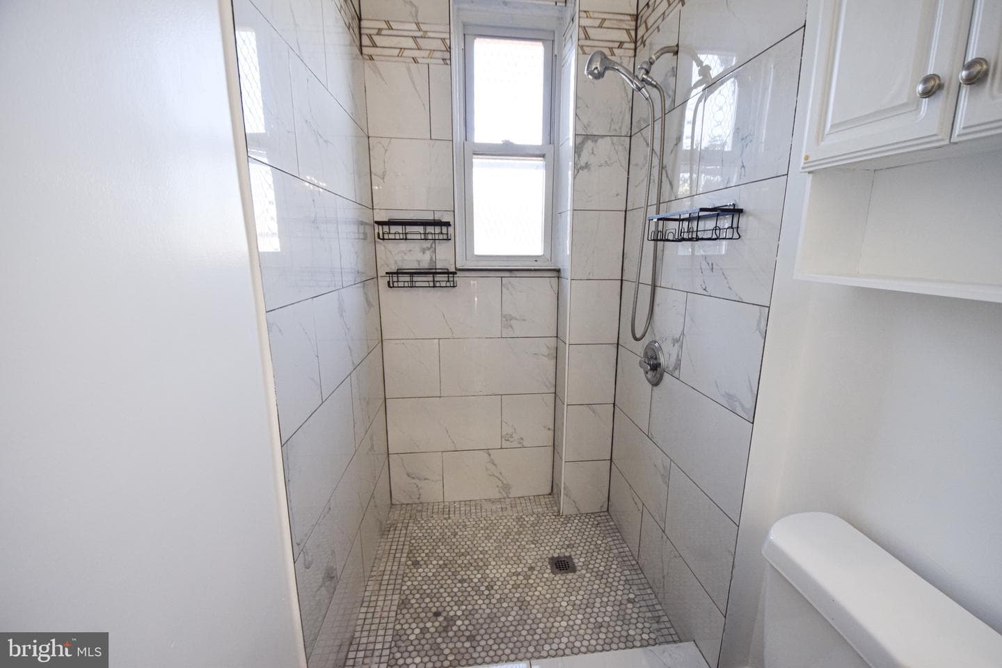 2542 W Pratt Street photo 22