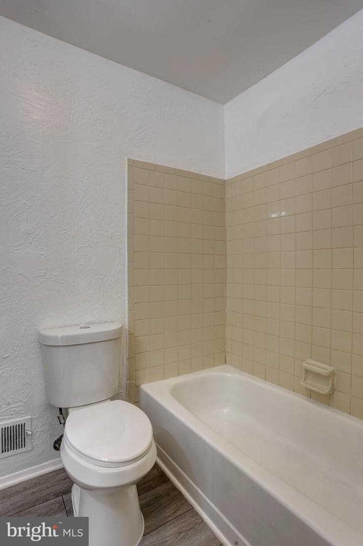 410 N Washington Street photo 12
