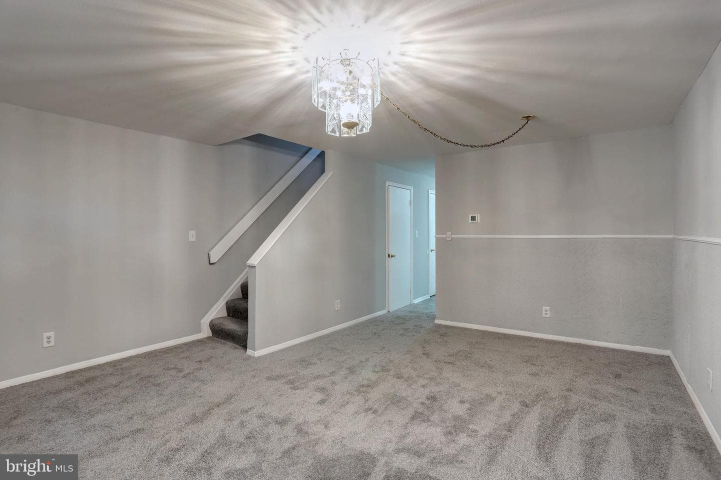 410 N Washington Street photo 17