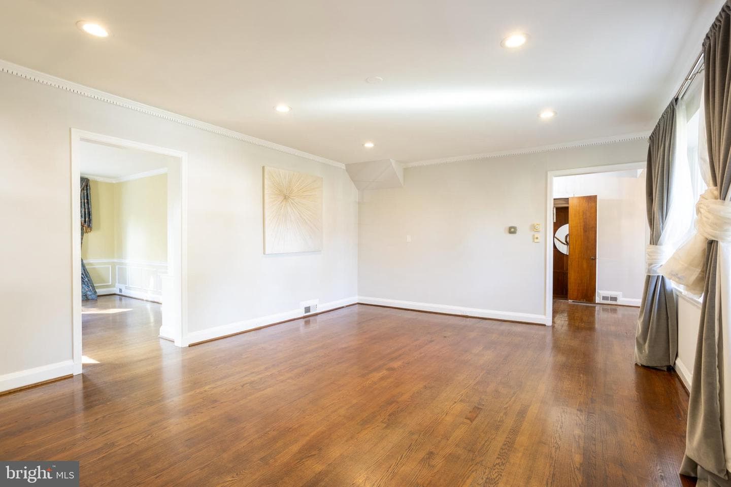 3306 Labyrinth Road photo 9