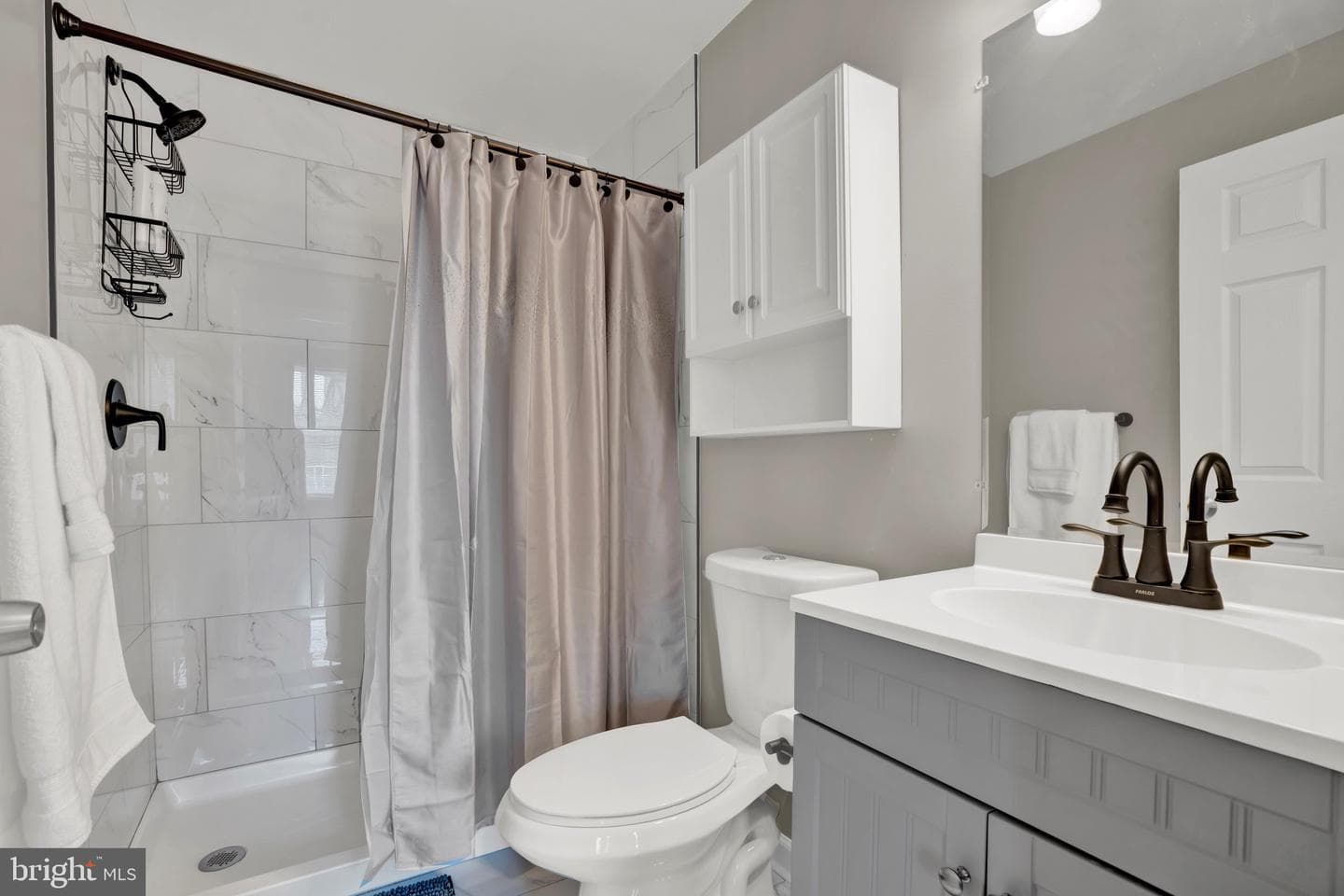 2111 E Chase Street photo 15