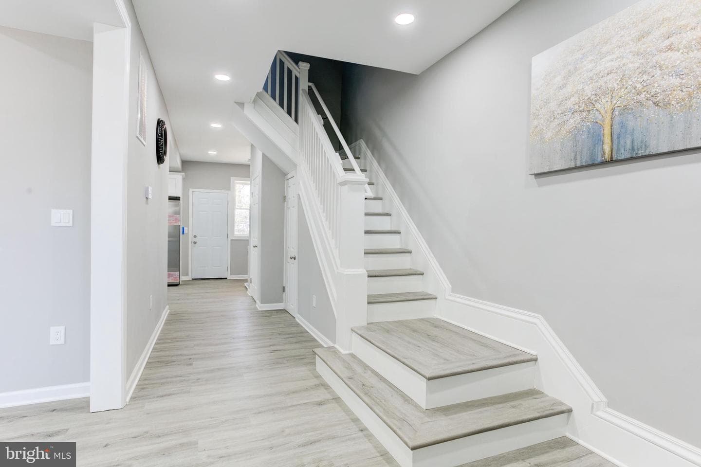 156 S Hilton Street photo 6