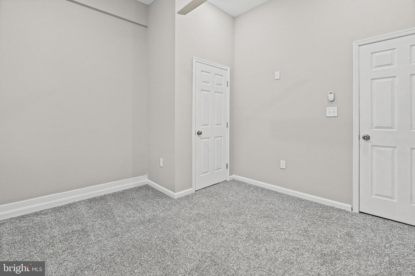 1807 E Federal Street photo 17