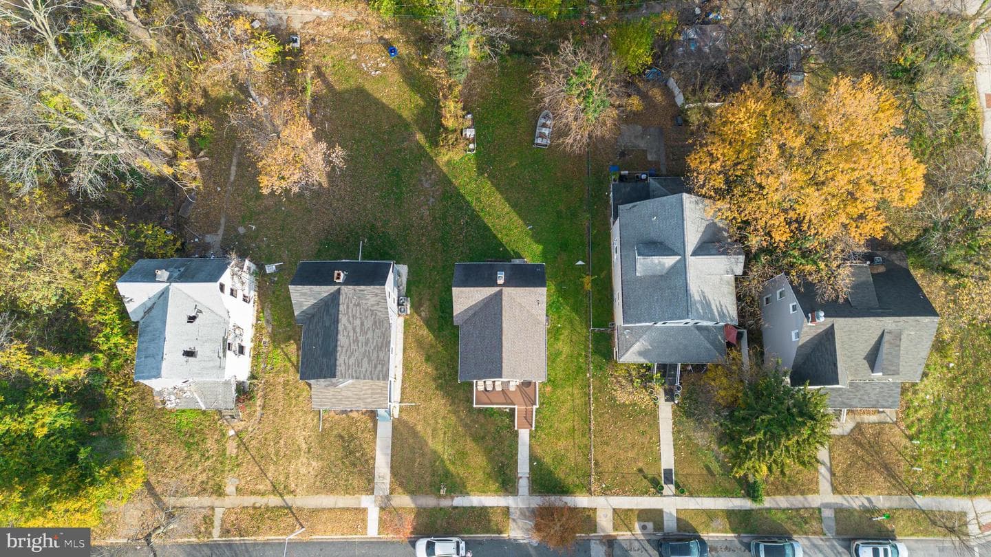 3306 Walbrook Avenue photo 2