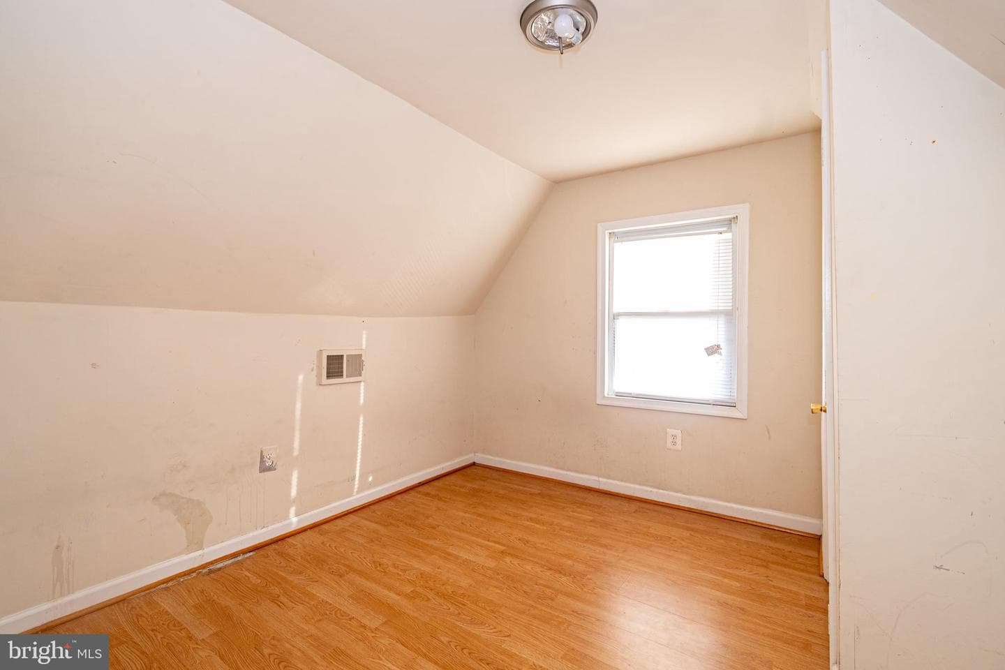 3306 Walbrook Avenue photo 25